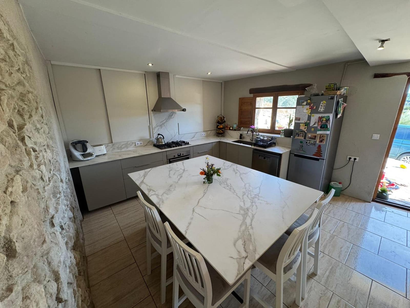 3 soveværelse Villa til salg i Flix med swimmingpool - € 265.000 (Ref: 9406669)