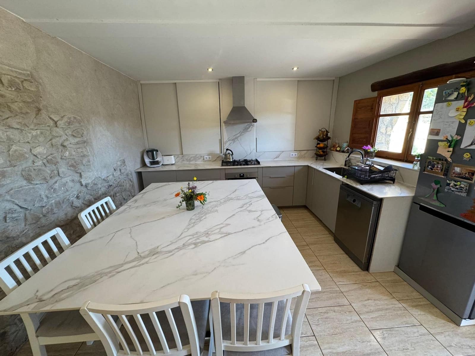 3 soveværelse Villa til salg i Flix med swimmingpool - € 265.000 (Ref: 9406669)