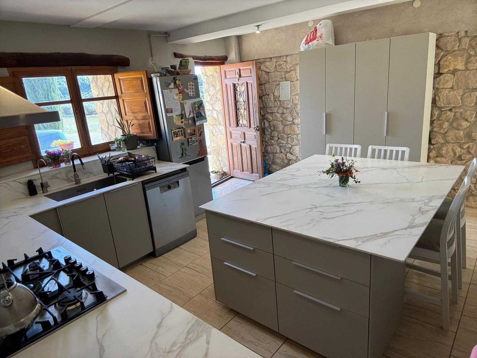 3 soveværelse Villa til salg i Flix med swimmingpool - € 265.000 (Ref: 9406669)