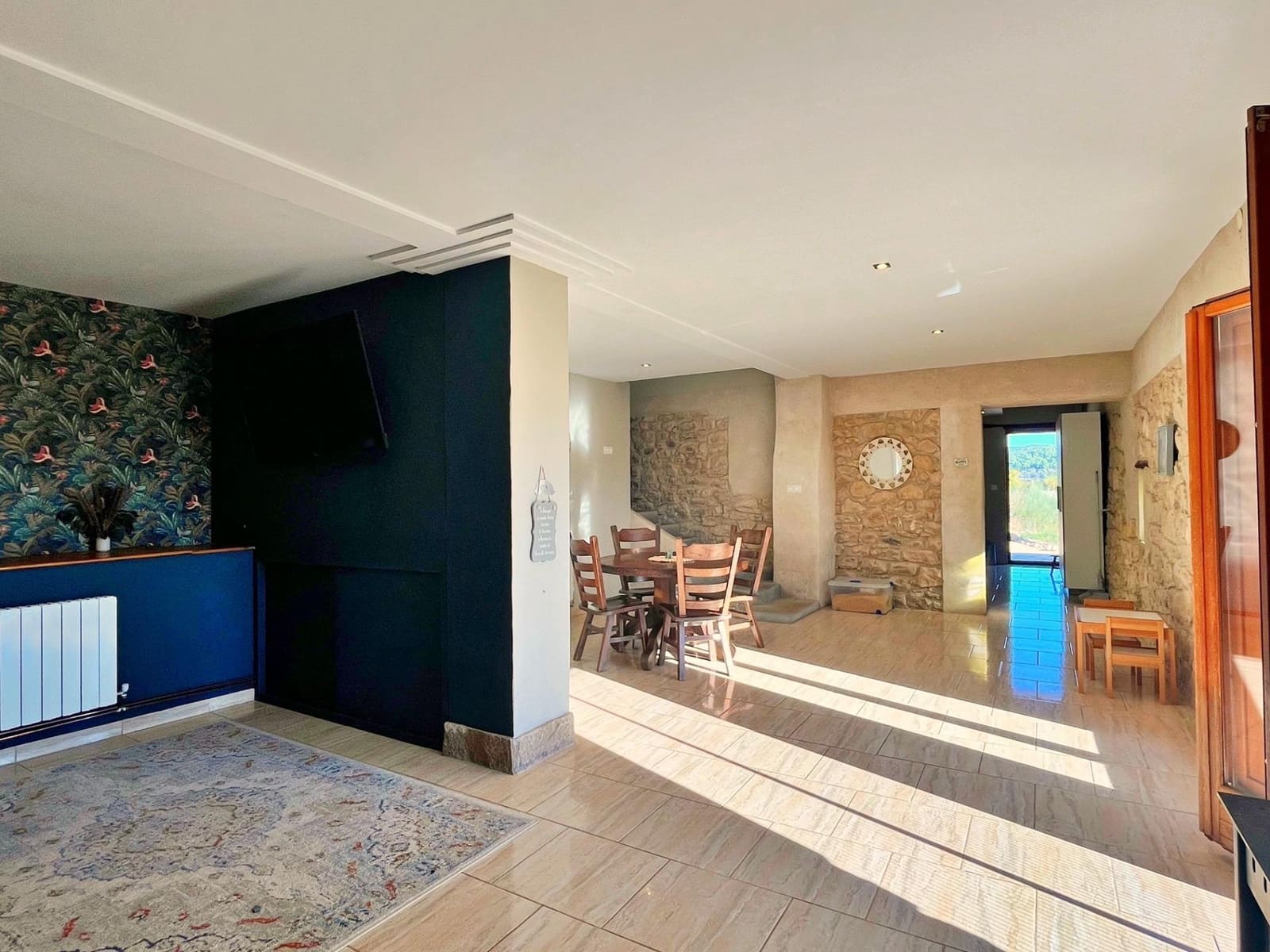 3 soveværelse Villa til salg i Flix med swimmingpool - € 265.000 (Ref: 9406669)