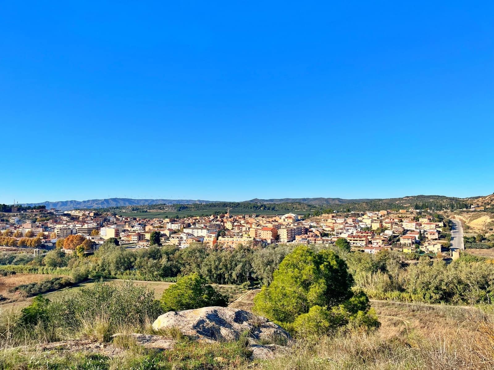 3 soveværelse Villa til salg i Flix med swimmingpool - € 265.000 (Ref: 9406669)