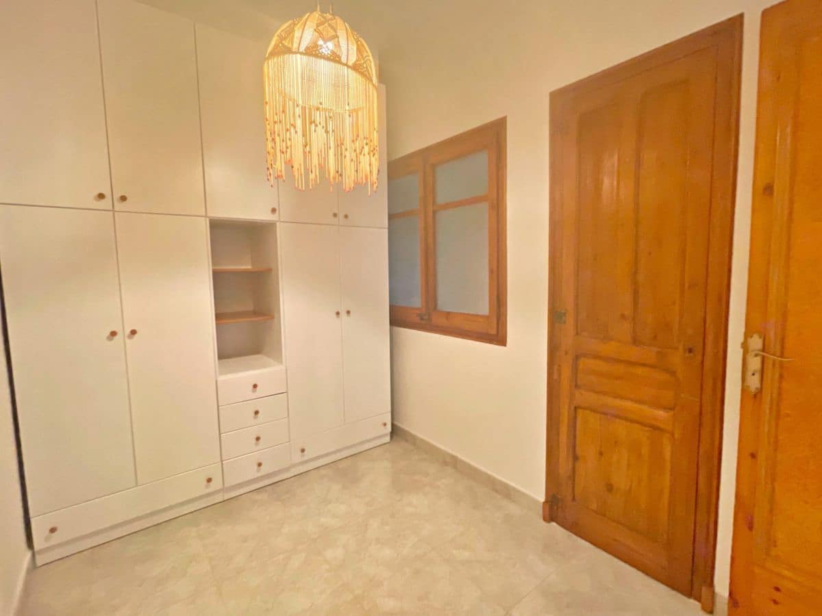 4 soveværelse Lejlighed til leje i Tortosa - € 600 (Ref: 9406670)