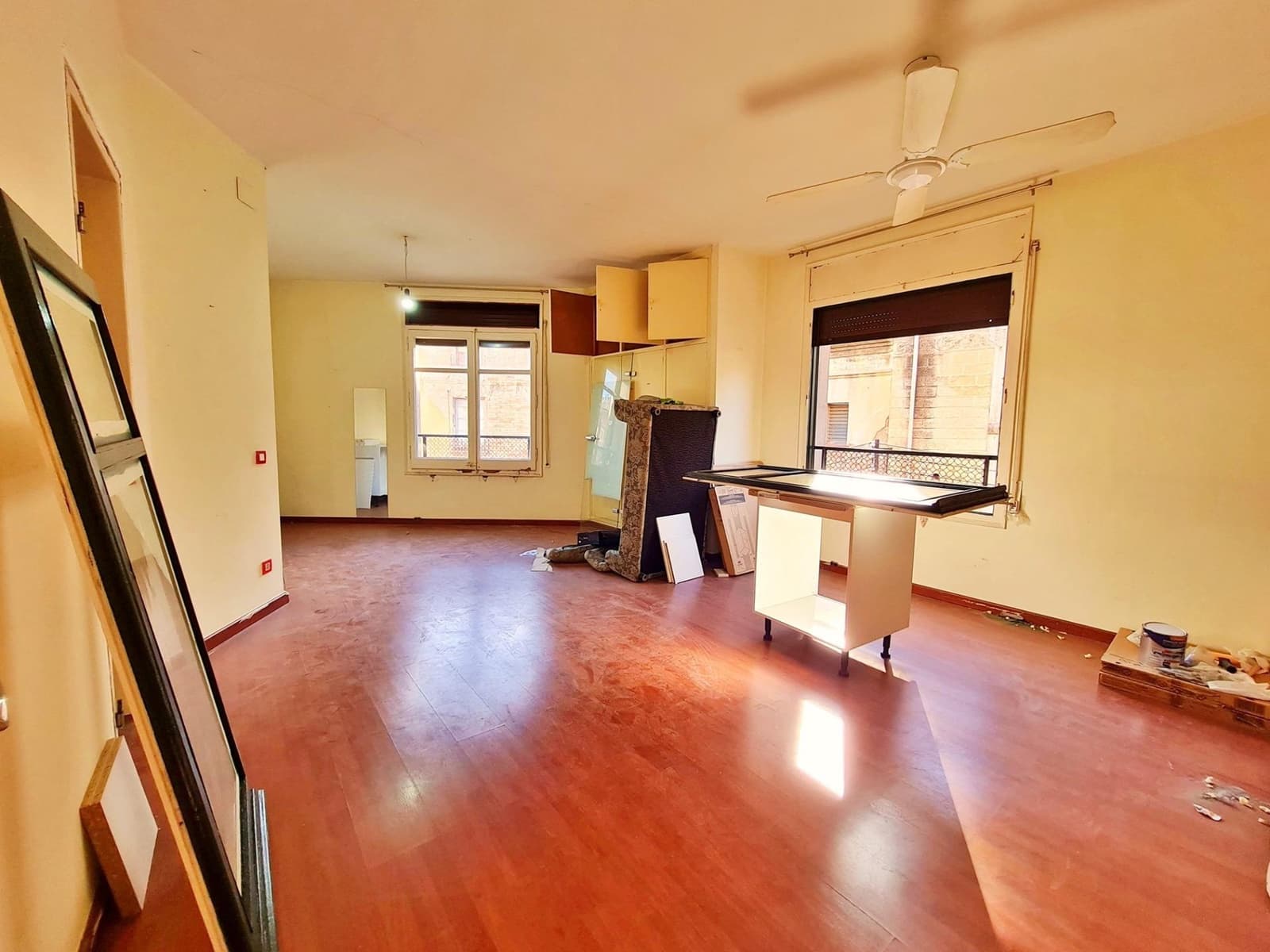 3 bedroom Flat for sale in Tortosa - € 95,000 (Ref: 9440015)