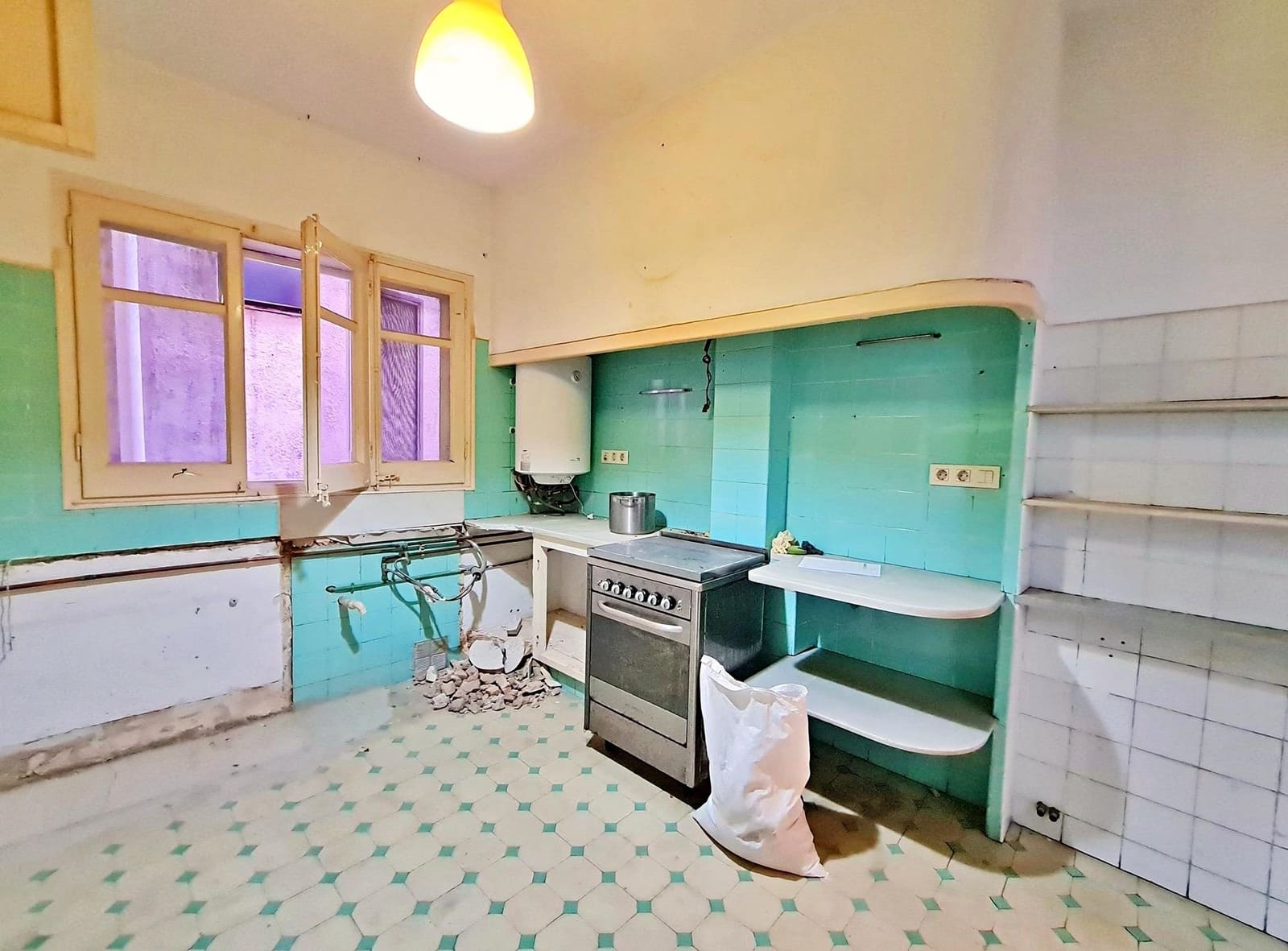 3 bedroom Flat for sale in Tortosa - € 95,000 (Ref: 9440015)