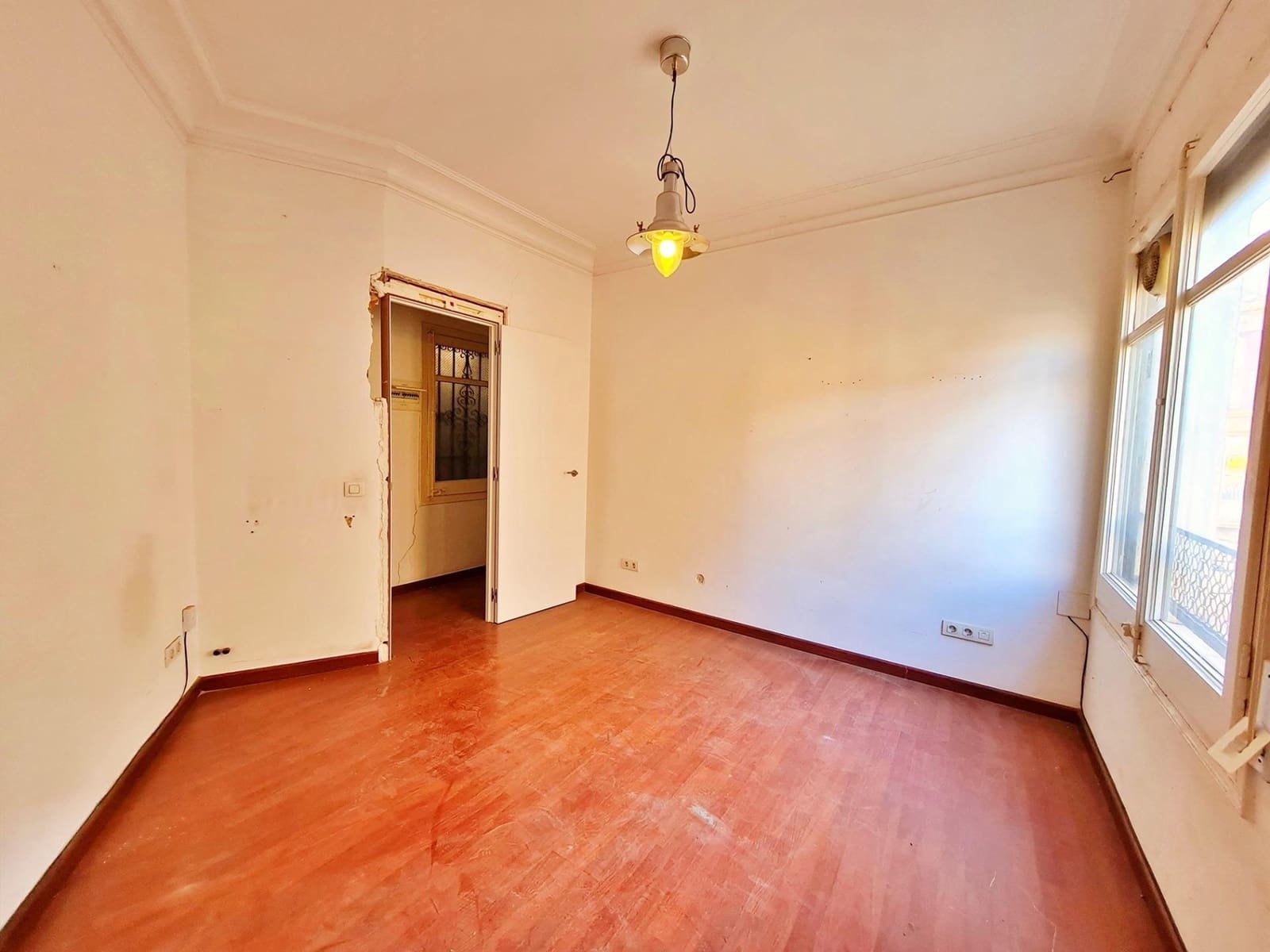 3 bedroom Flat for sale in Tortosa - € 95,000 (Ref: 9440015)