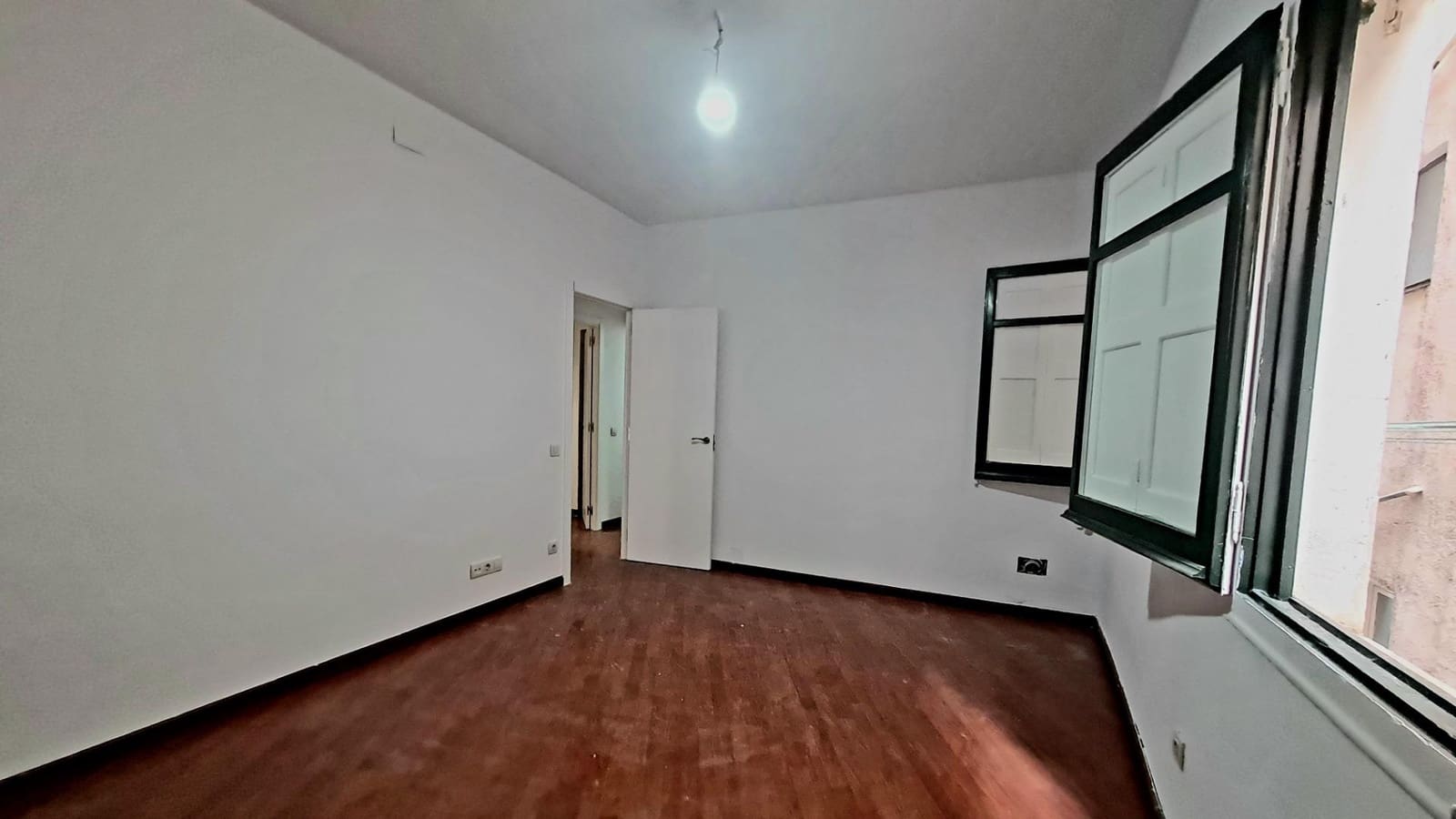 3 bedroom Flat for sale in Tortosa - € 105,000 (Ref: 9440015)