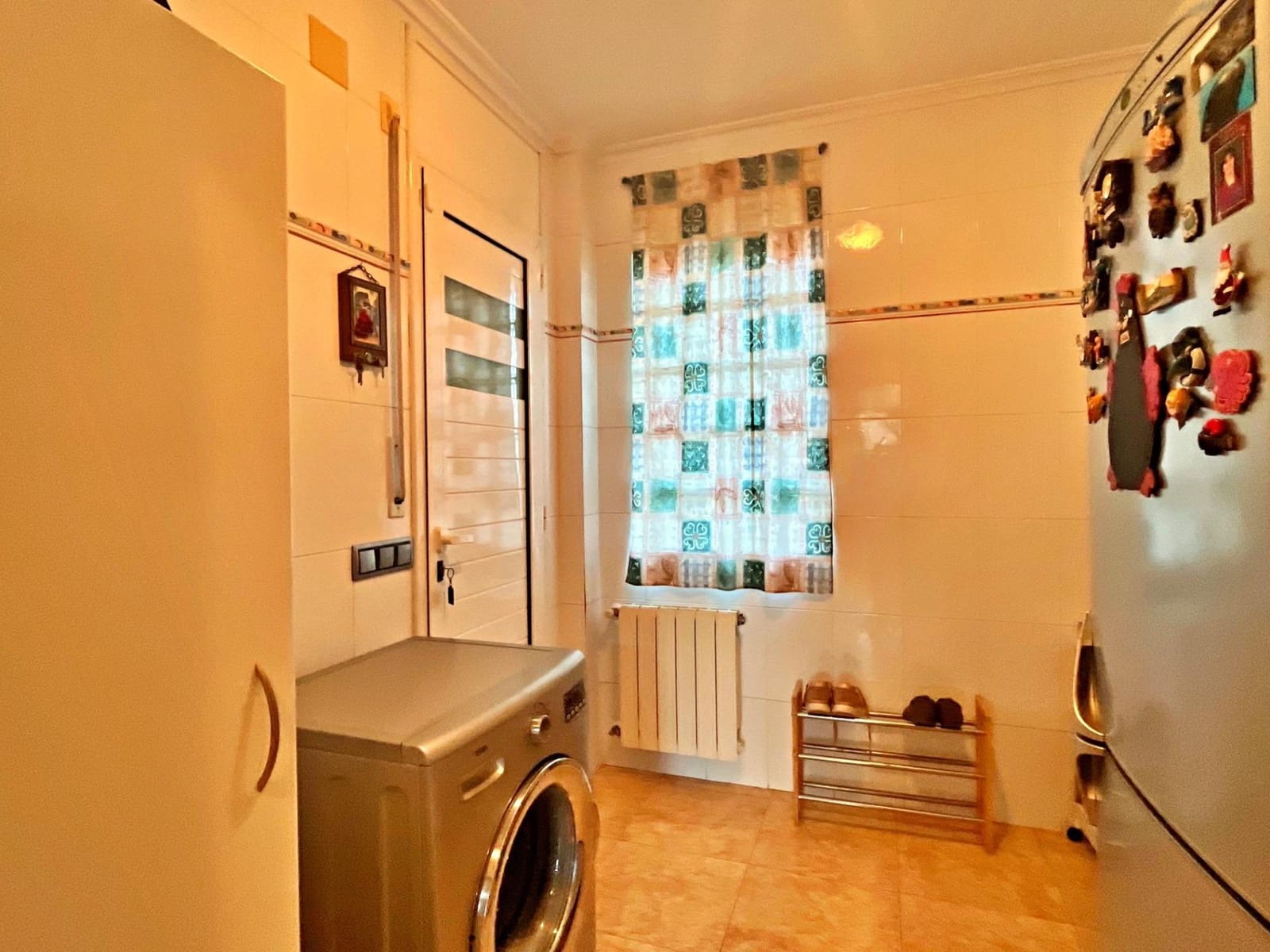 6 soveværelse Villa til salg i Santa Barbara med garage - € 450.000 (Ref: 9440016)