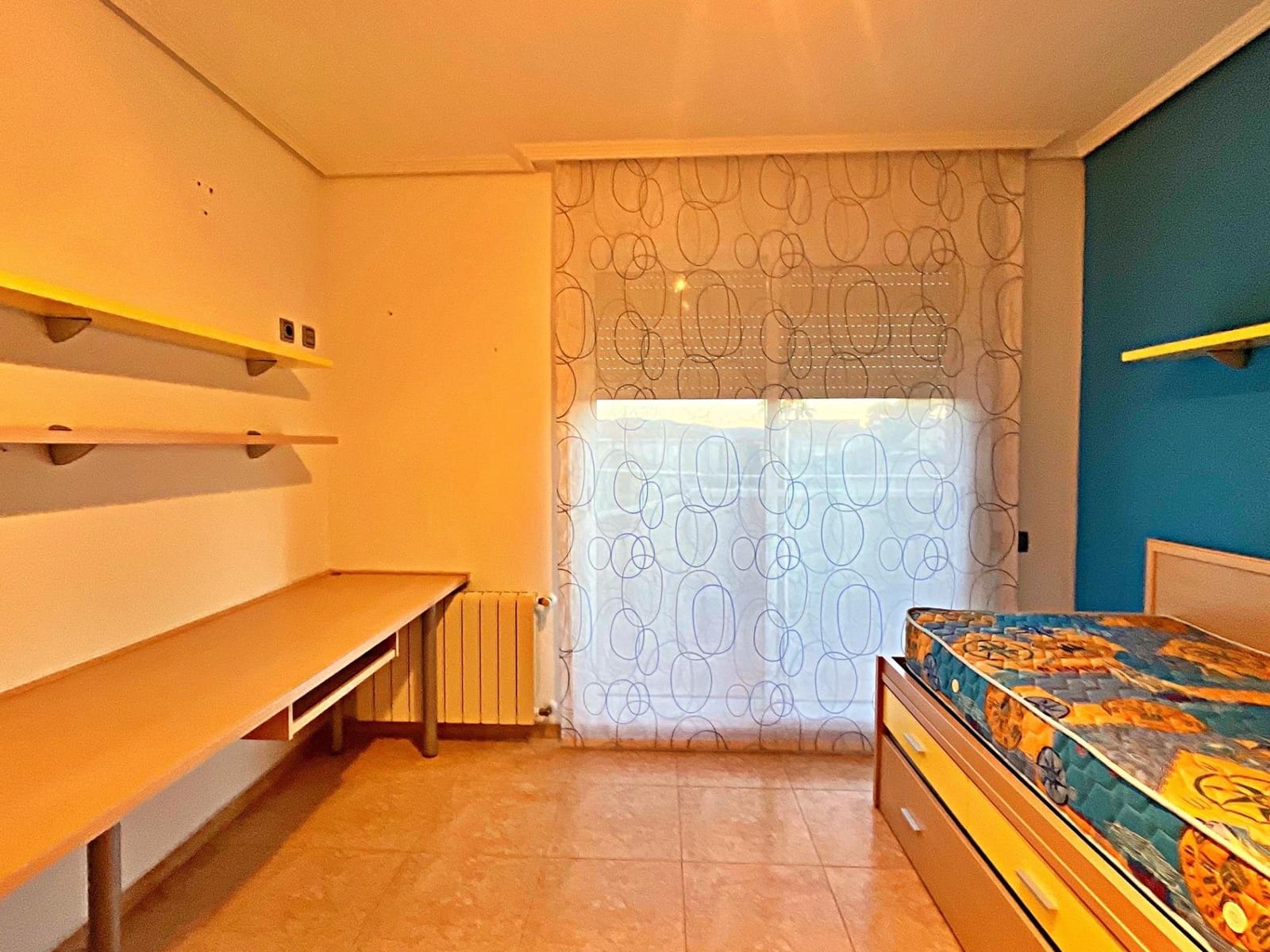 6 soveværelse Villa til salg i Santa Barbara med garage - € 450.000 (Ref: 9440016)