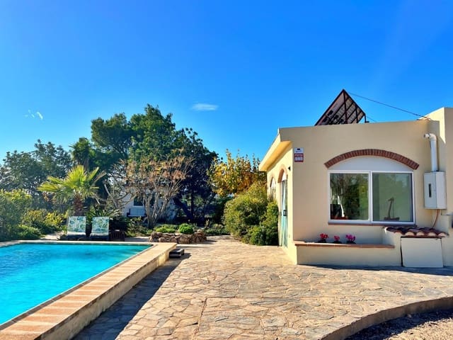 4 soveværelse Villa til salg i Roquetes med swimmingpool - € 285.000 (Ref: 9449008)