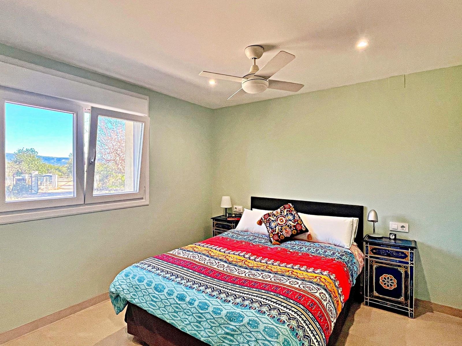 4 soveværelse Villa til salg i Roquetes med swimmingpool - € 285.000 (Ref: 9449008)