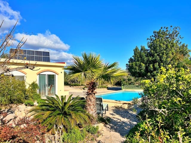 4 soveværelse Villa til salg i Roquetes med swimmingpool - € 285.000 (Ref: 9449008)