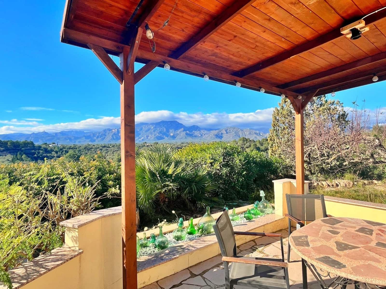 4 soveværelse Villa til salg i Roquetes med swimmingpool - € 285.000 (Ref: 9449008)