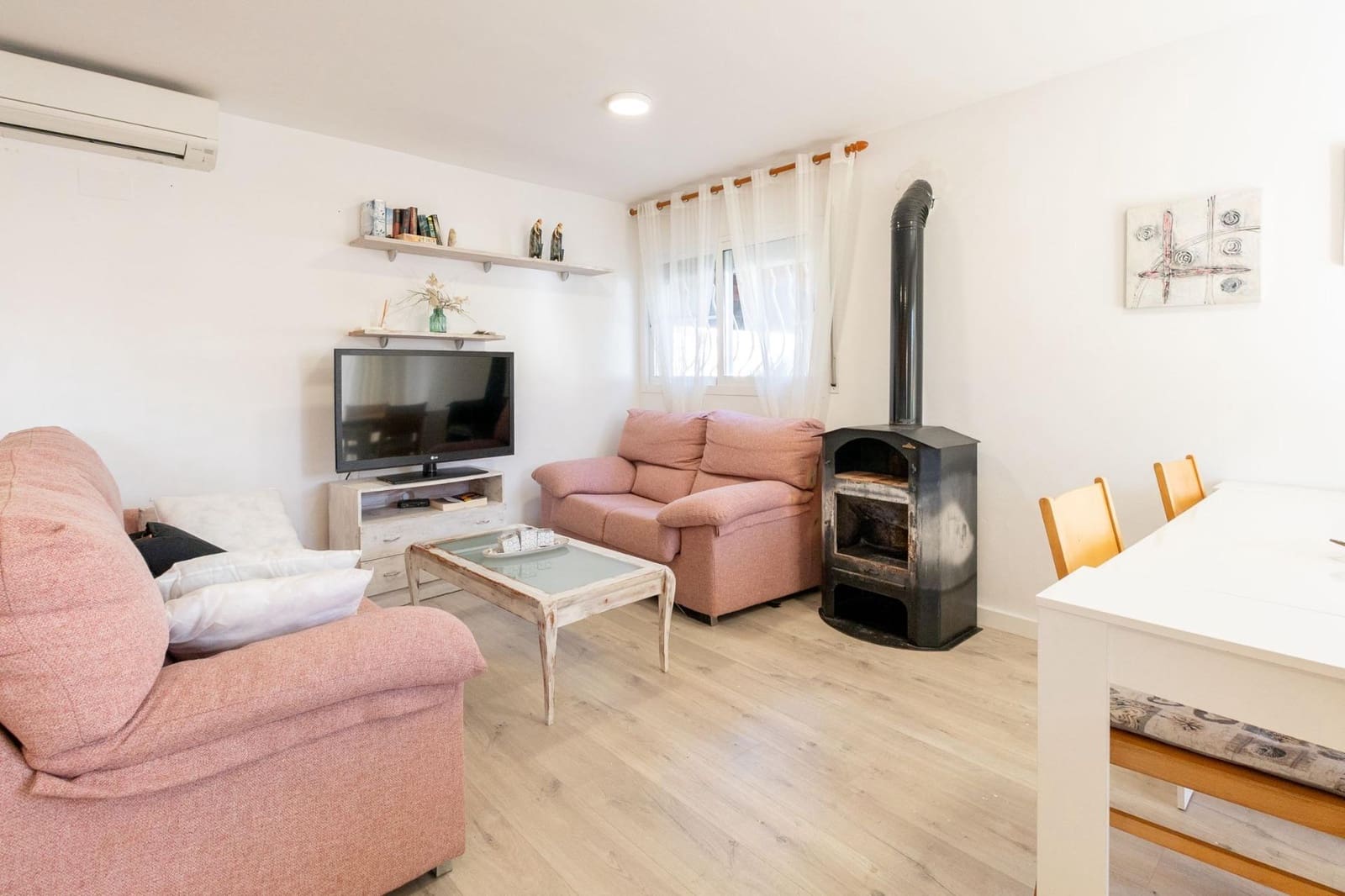 3 soveværelse Villa til salg i Deltebre med swimmingpool - € 335.000 (Ref: 9449009)