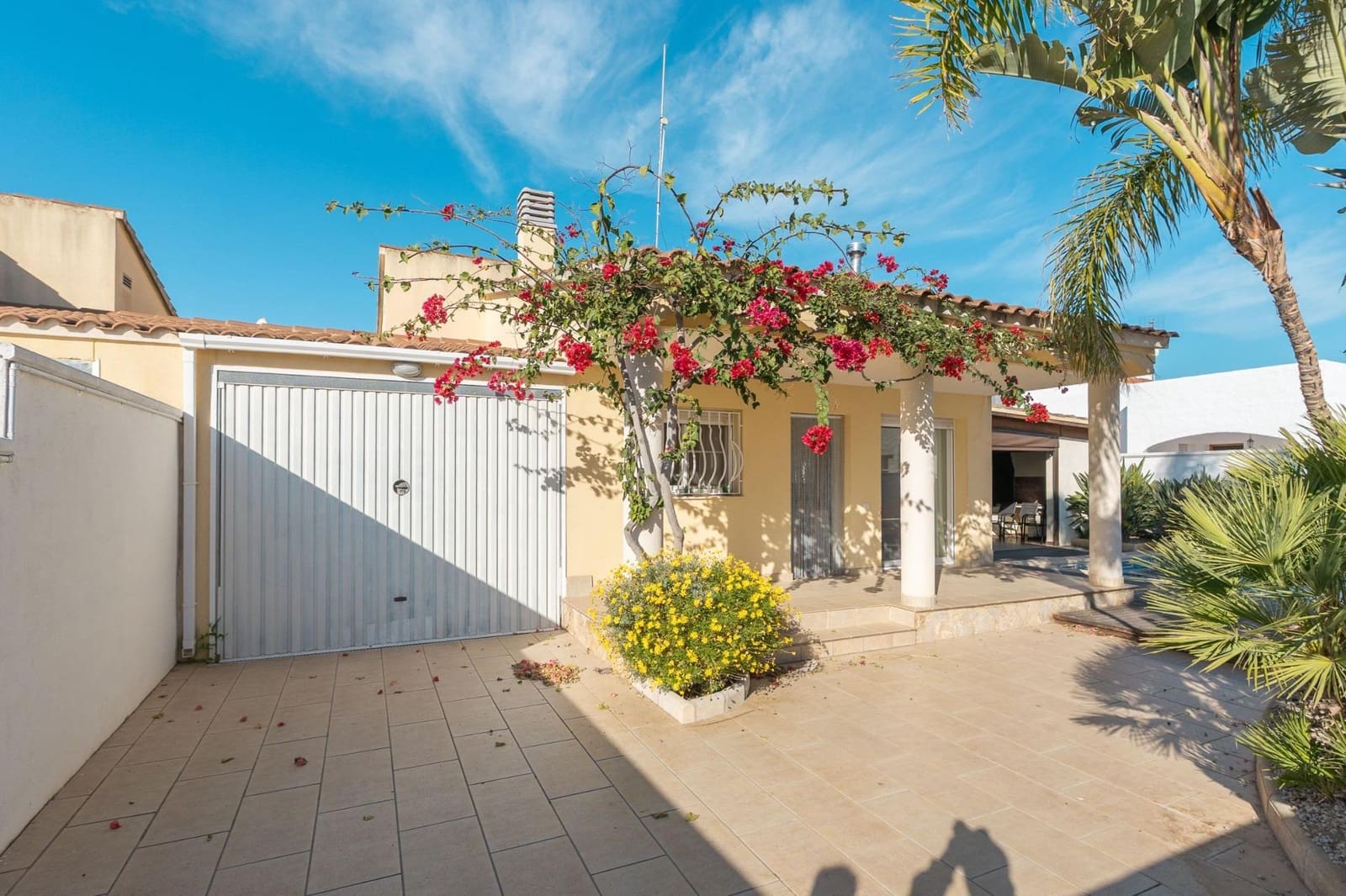 3 soveværelse Villa til salg i Deltebre med swimmingpool - € 335.000 (Ref: 9449009)