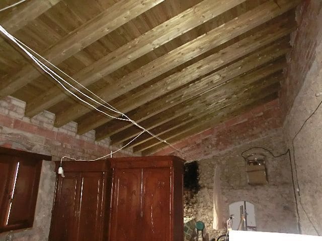 Huvila myytävänä paikassa Bitem - 260 000 € (Ref: 9481166)