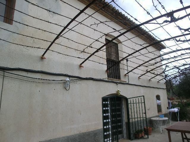 Huvila myytävänä paikassa Bitem, Tortosa - 260 000 € (Ref: 9481166)