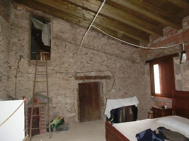 Huvila myytävänä paikassa Bitem - 260 000 € (Ref: 9481166)