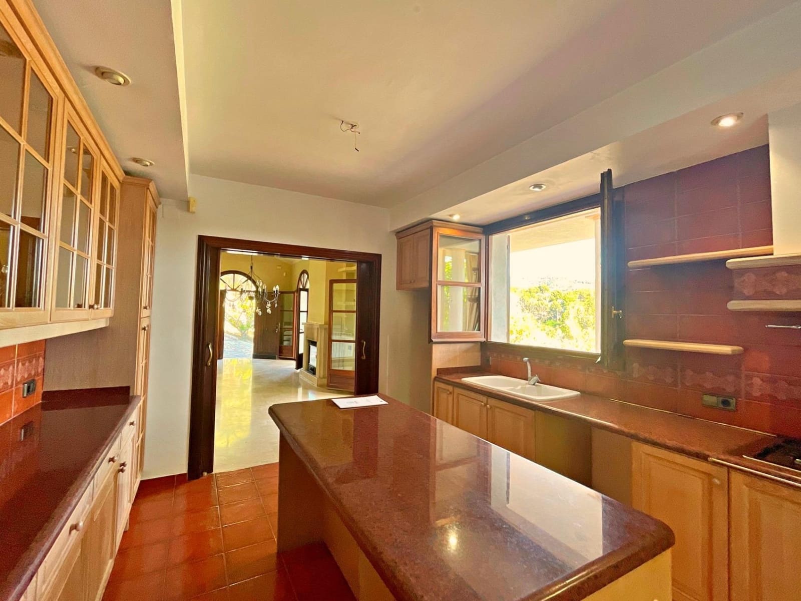 4 bedroom Villa for sale in Tortosa - € 330,000 (Ref: 9497137)