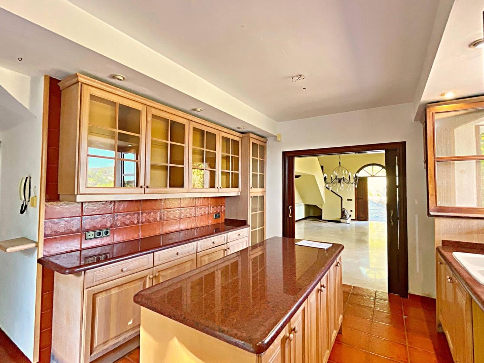 4 bedroom Villa for sale in Tortosa - € 330,000 (Ref: 9497137)