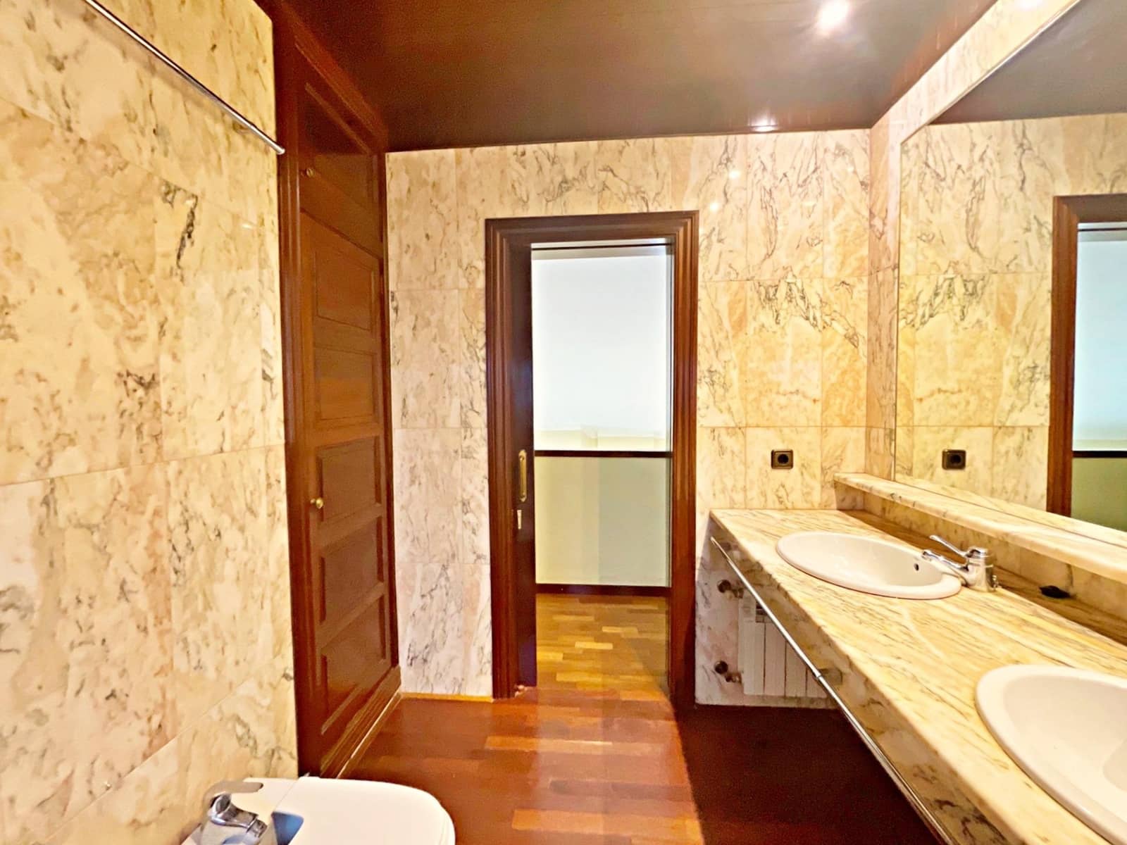 4 bedroom Villa for sale in Tortosa - € 330,000 (Ref: 9497137)