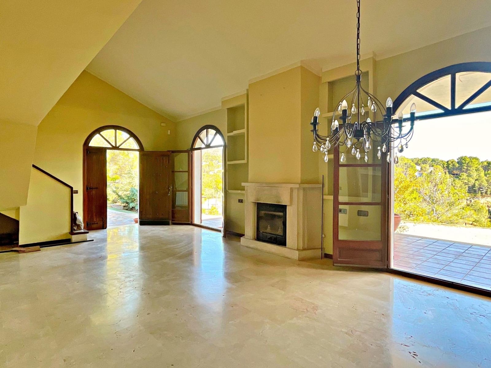 4 bedroom Villa for sale in Tortosa - € 330,000 (Ref: 9497137)