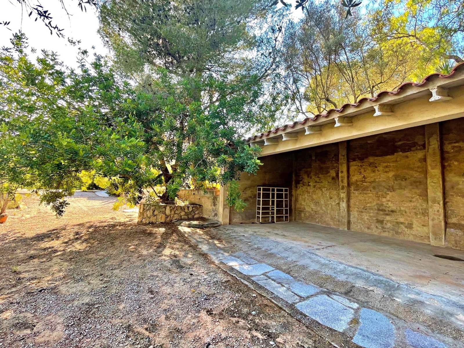 4 bedroom Villa for sale in Tortosa - € 330,000 (Ref: 9497137)