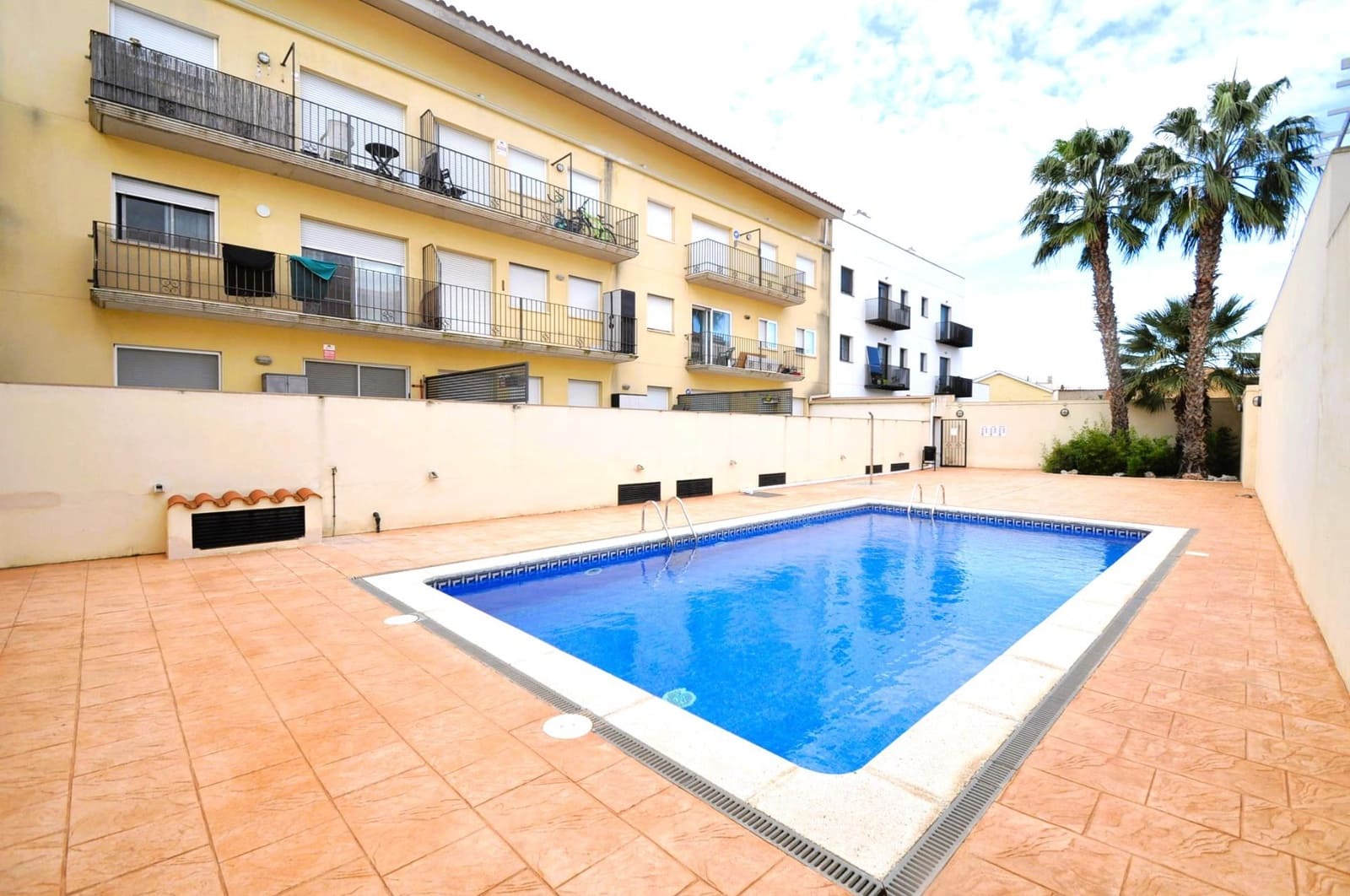 2 bedroom Flat for sale in Sant Jaume d'Enveja with pool - € 89,990 (Ref: 9516010)