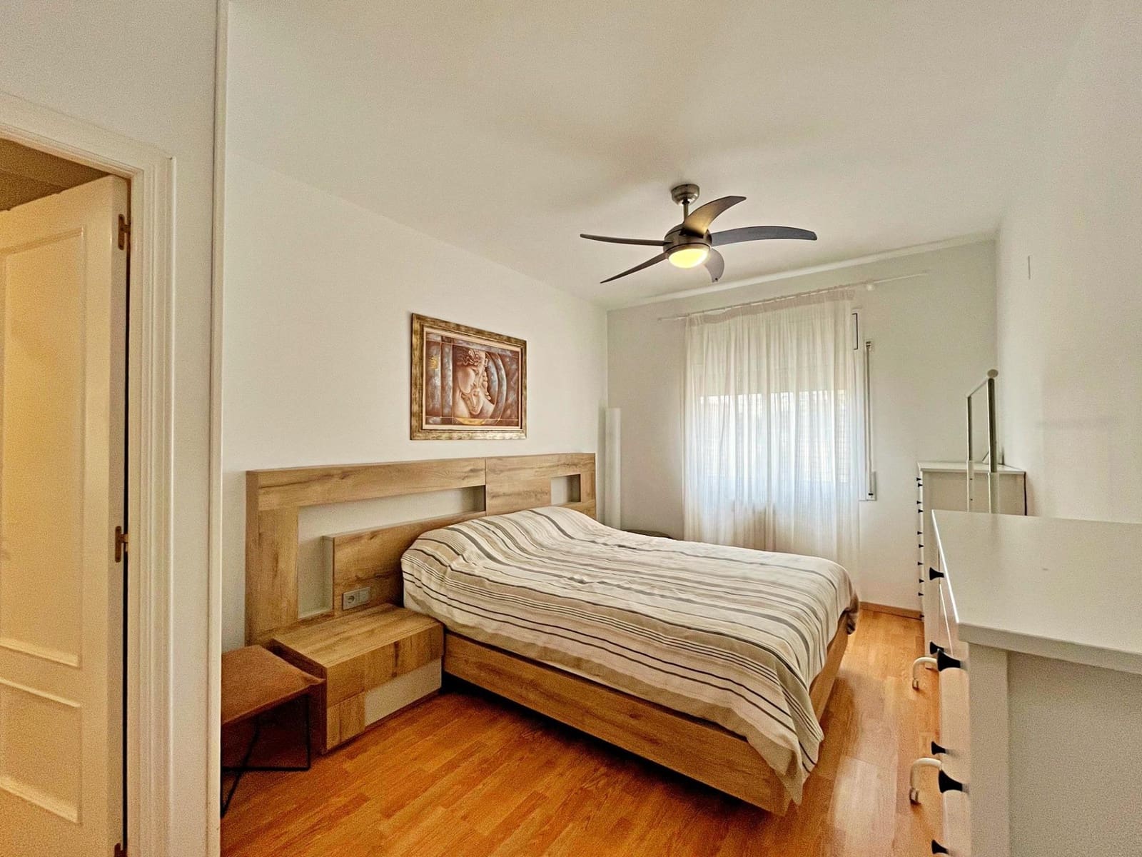 Chalet de 3 habitaciones en Amposta en venta con piscina - 350.000 € (Ref: 9516012)