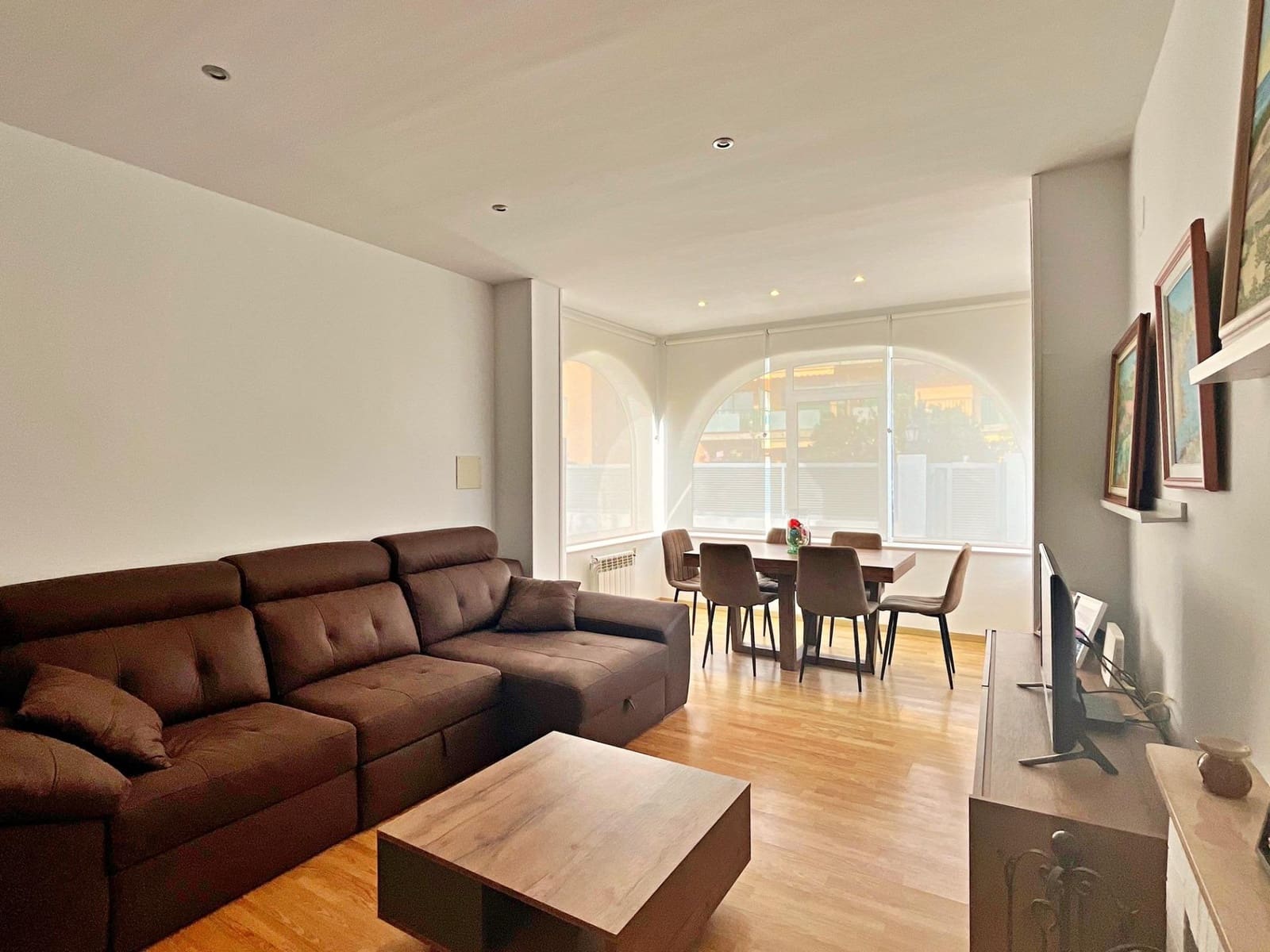 Chalet de 3 habitaciones en Amposta en venta con piscina - 350.000 € (Ref: 9516012)