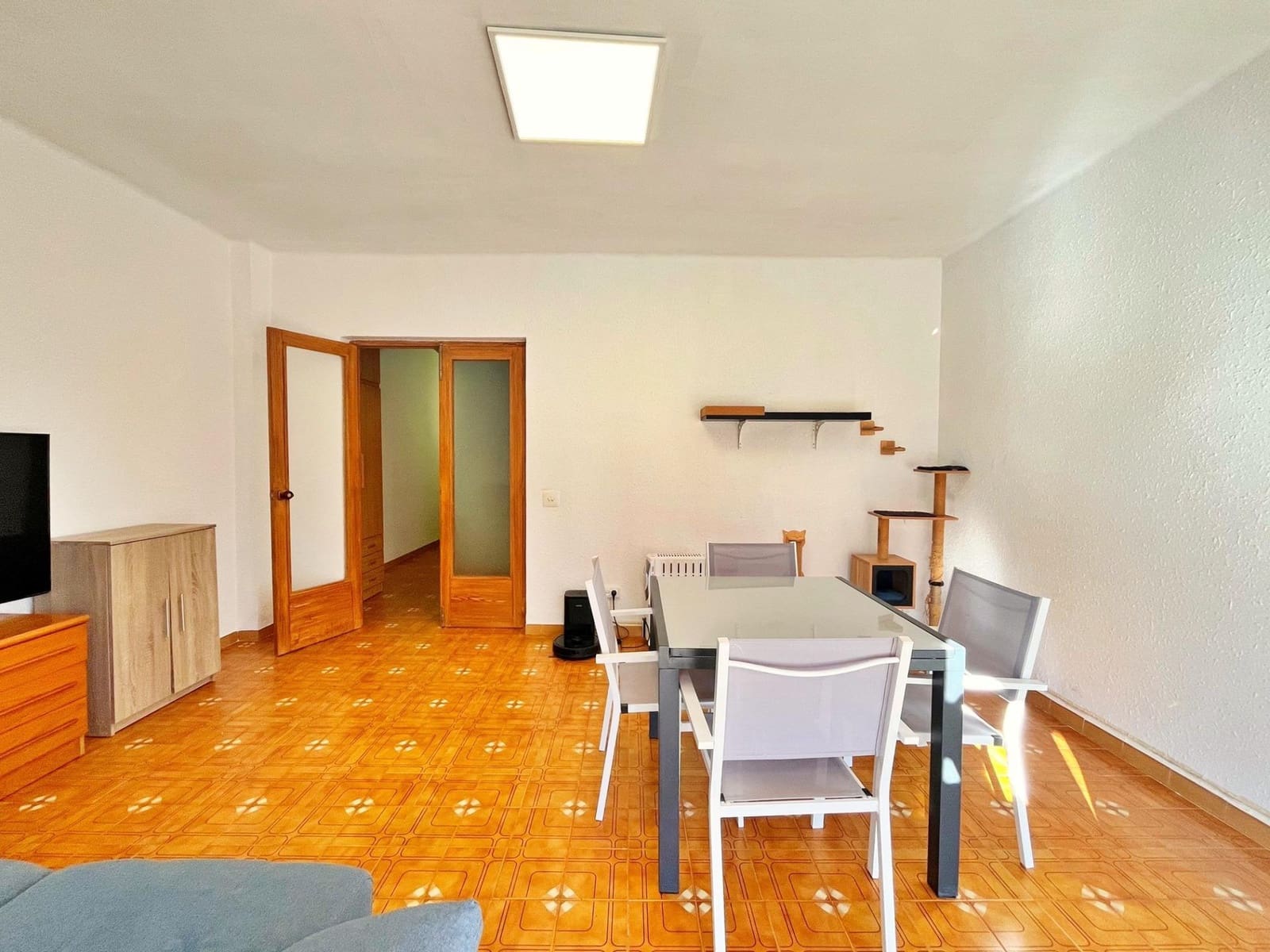 3 bedroom Flat for sale in Tortosa - € 94,000 (Ref: 9533647)