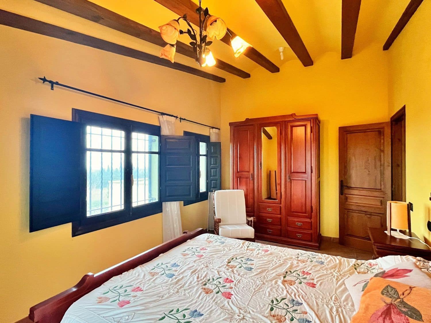 6 bedroom Villa for sale in Camarles - € 630,000 (Ref: 9533648)