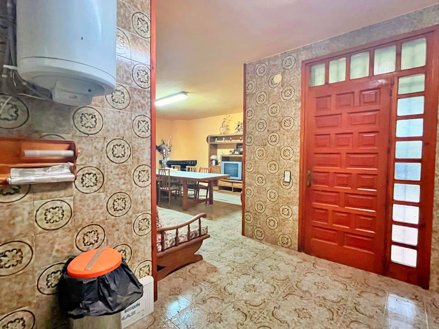 6 bedroom Villa for sale in Camarles - € 630,000 (Ref: 9533648)