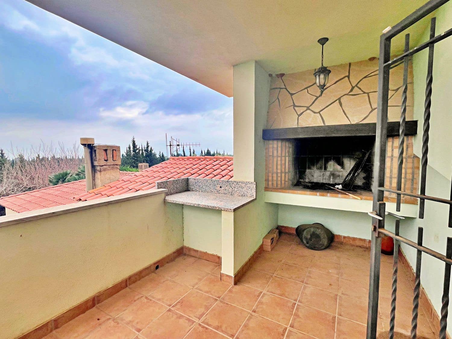 6 bedroom Villa for sale in Camarles - € 630,000 (Ref: 9533648)