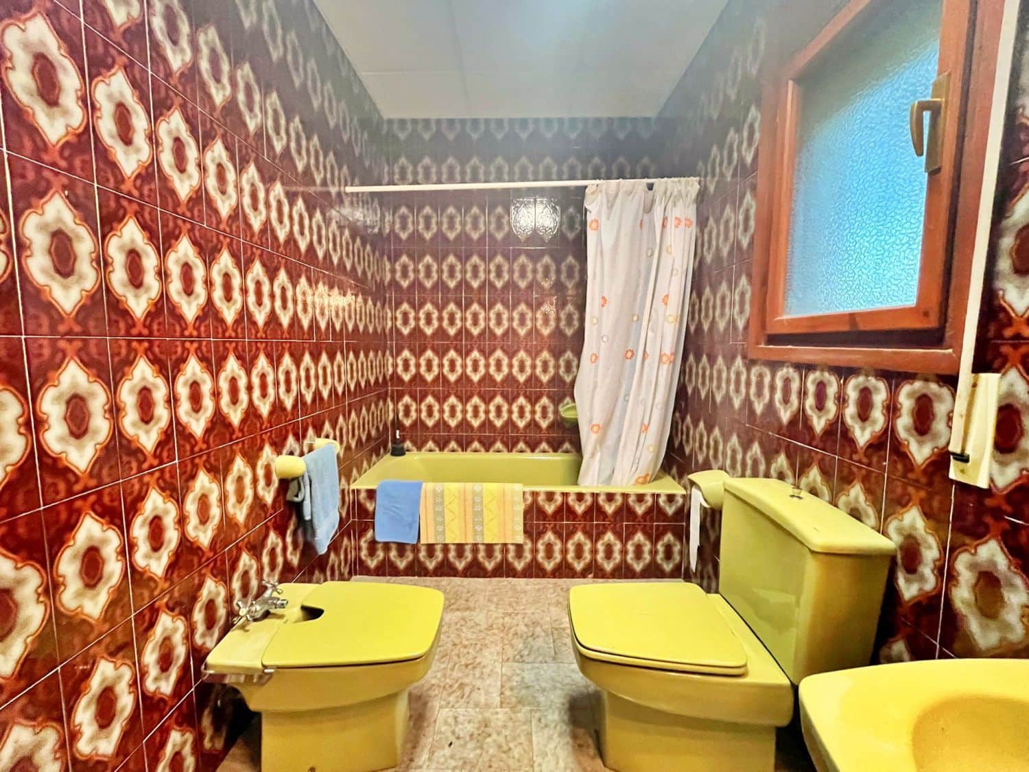 6 bedroom Villa for sale in Camarles - € 630,000 (Ref: 9533648)