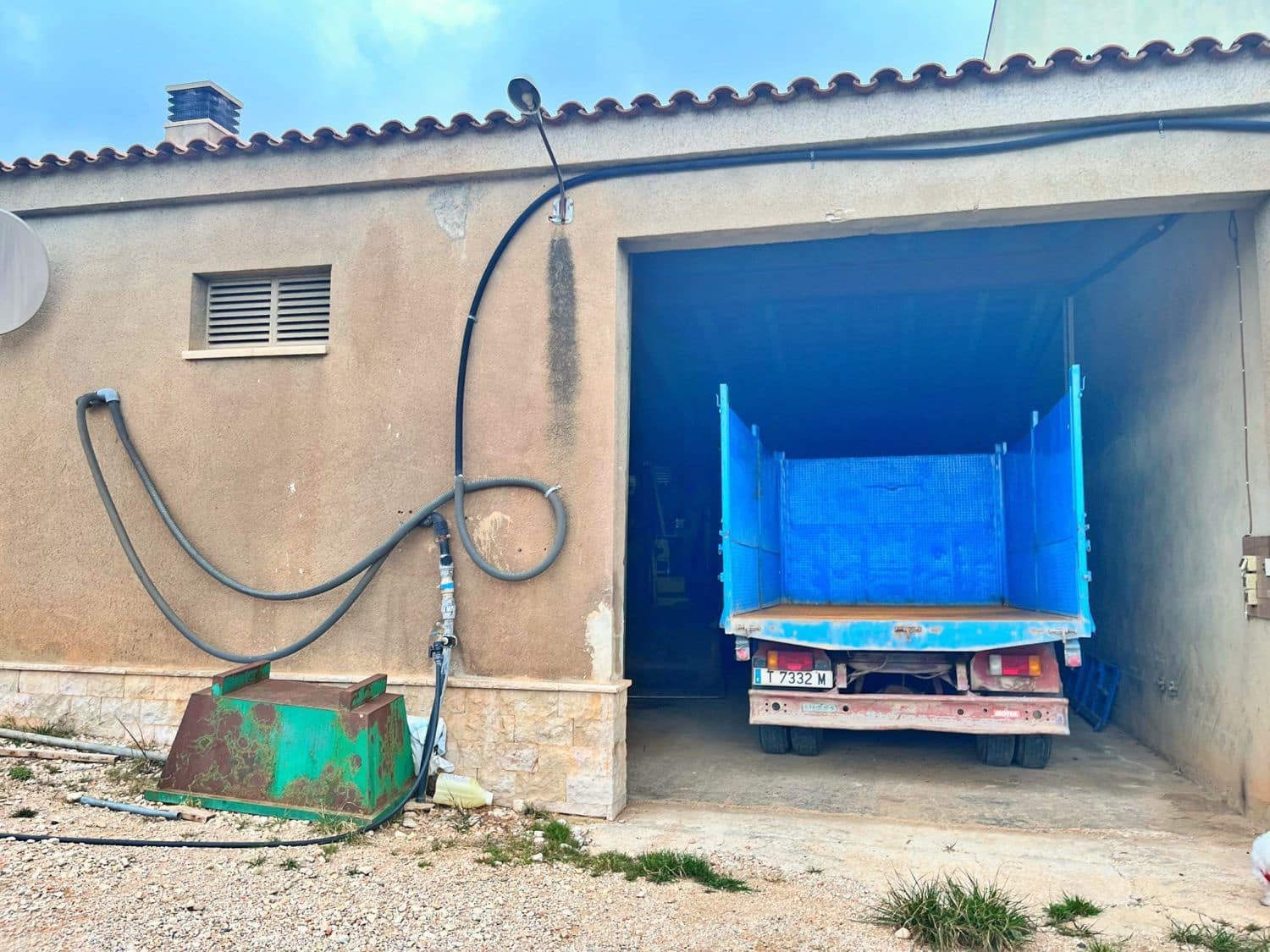 6 bedroom Villa for sale in Camarles - € 630,000 (Ref: 9533648)