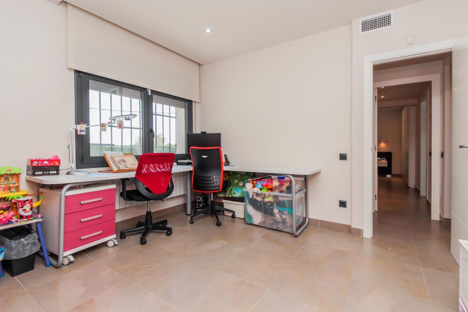 4 bedroom Villa for sale in Tortosa - € 595,000 (Ref: 9634158)