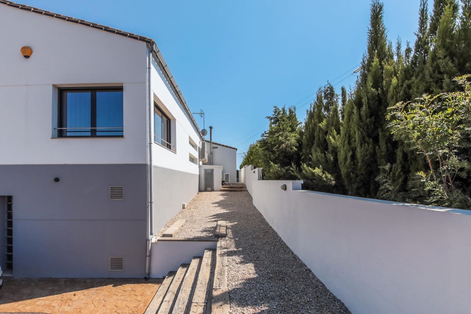 4 bedroom Villa for sale in Tortosa - € 595,000 (Ref: 9634158)