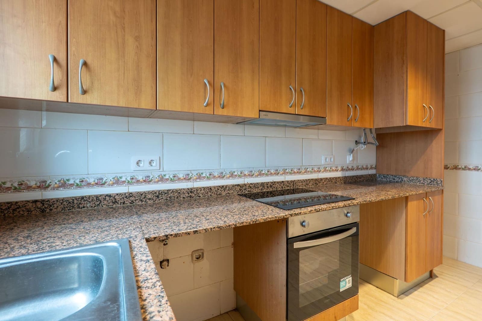 2 bedroom Flat for sale in Deltebre - € 100,000 (Ref: 9690545)