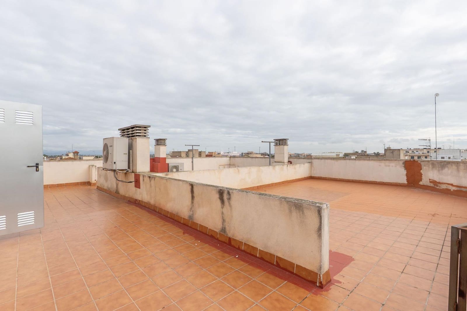 2 bedroom Flat for sale in Deltebre - € 100,000 (Ref: 9690545)