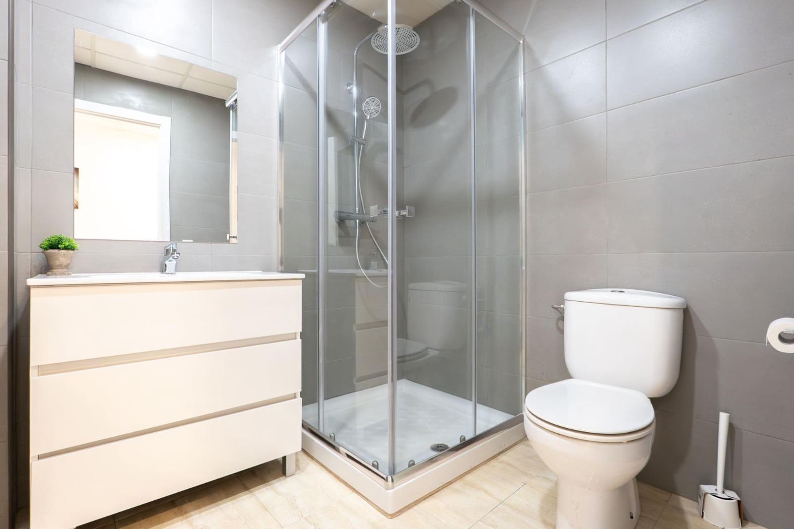 2 bedroom Flat for sale in Deltebre - € 100,000 (Ref: 9690545)