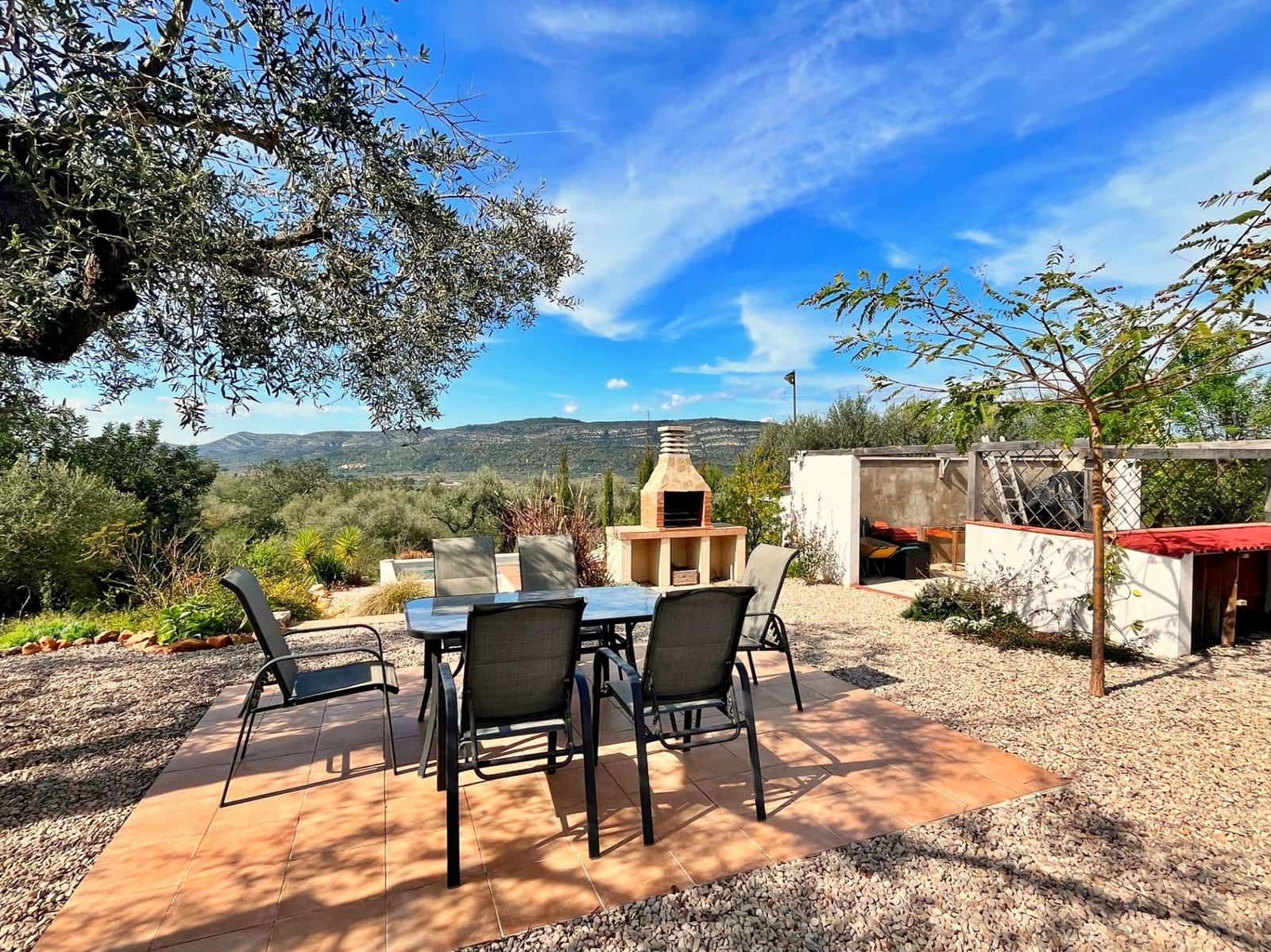 3 bedroom Villa for sale in Freginals - € 186,000 (Ref: 9698788)