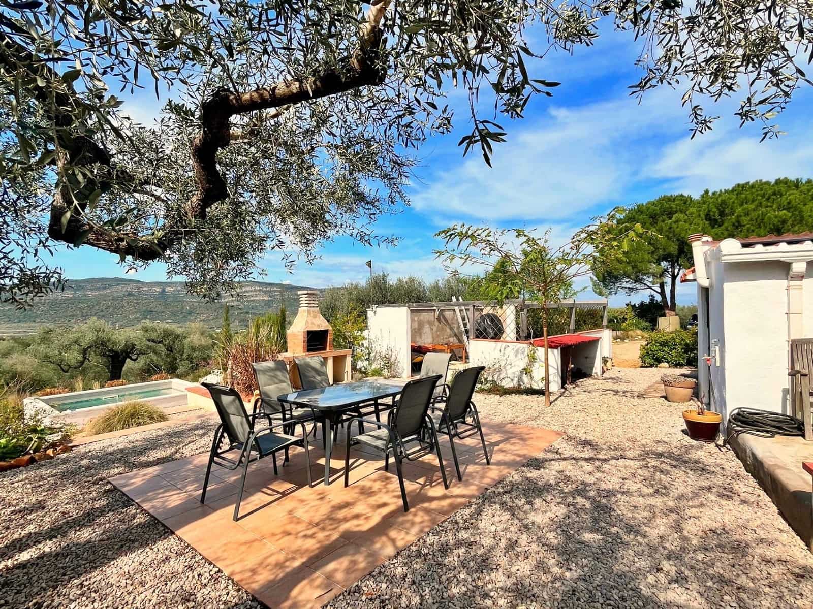 3 bedroom Villa for sale in Freginals - € 186,000 (Ref: 9698788)