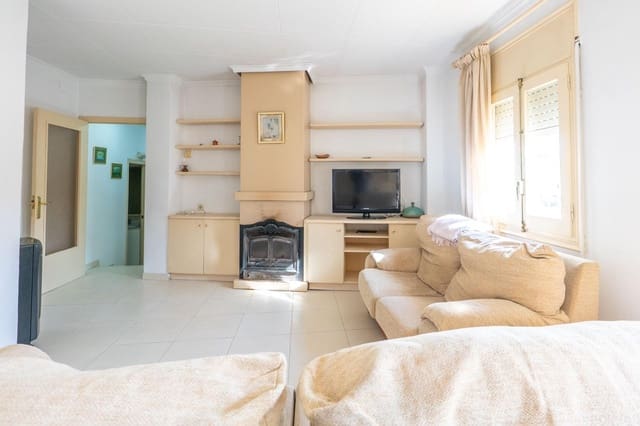 4 soveværelse Byhus til salg i Sant Jaume d'Enveja - € 145.000 (Ref: 9709046)