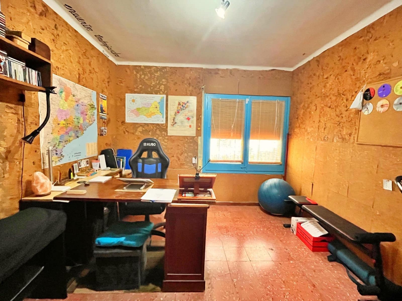 4 bedroom Flat for sale in Tortosa - € 65,000 (Ref: 9711914)