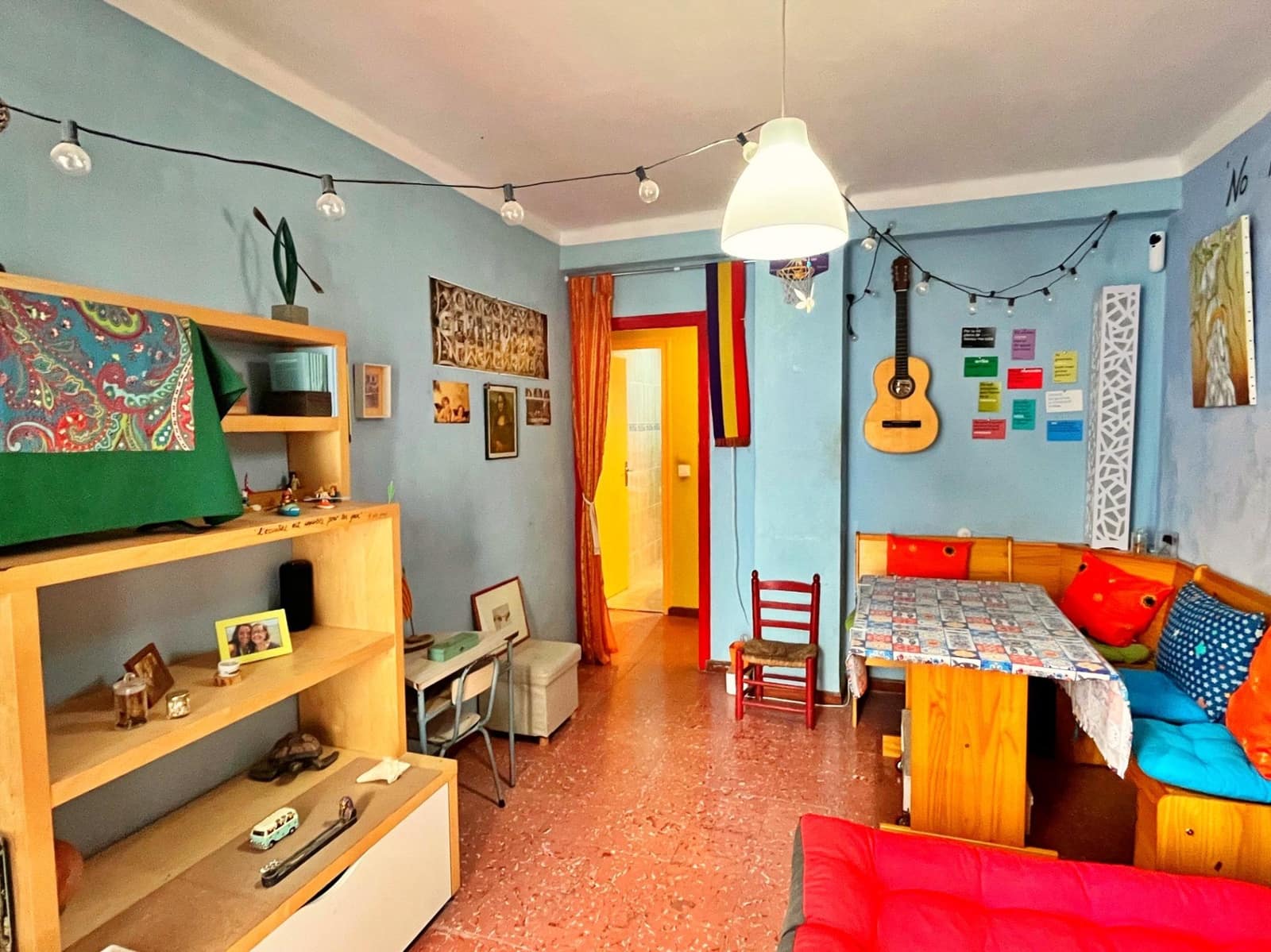 4 bedroom Flat for sale in Tortosa - € 65,000 (Ref: 9711914)