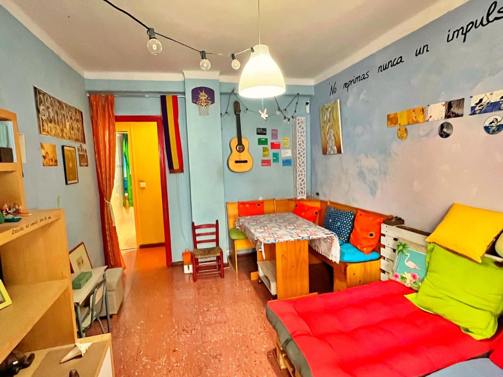 4 bedroom Flat for sale in Tortosa - € 65,000 (Ref: 9711914)