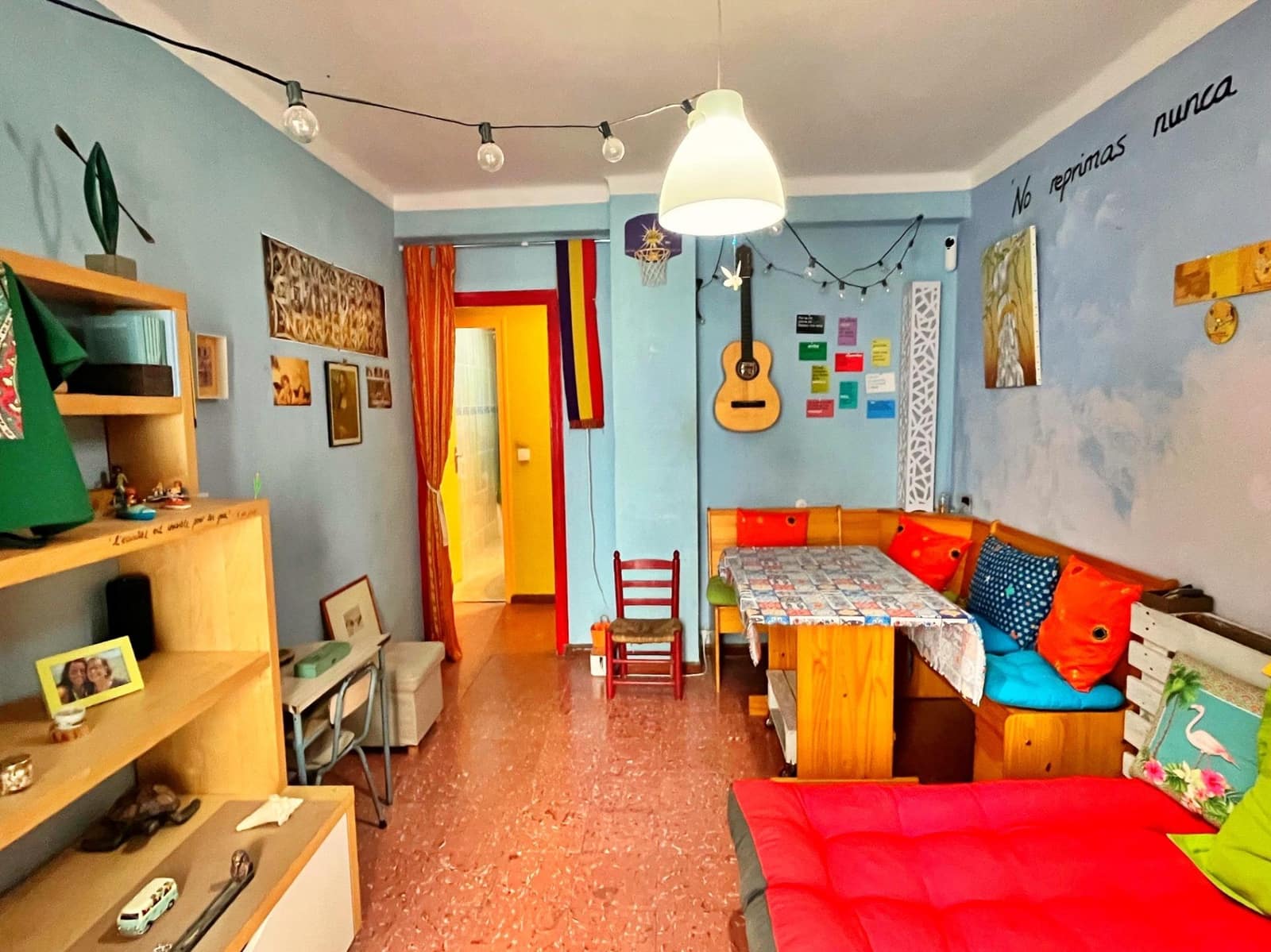 4 bedroom Flat for sale in Tortosa - € 65,000 (Ref: 9711914)