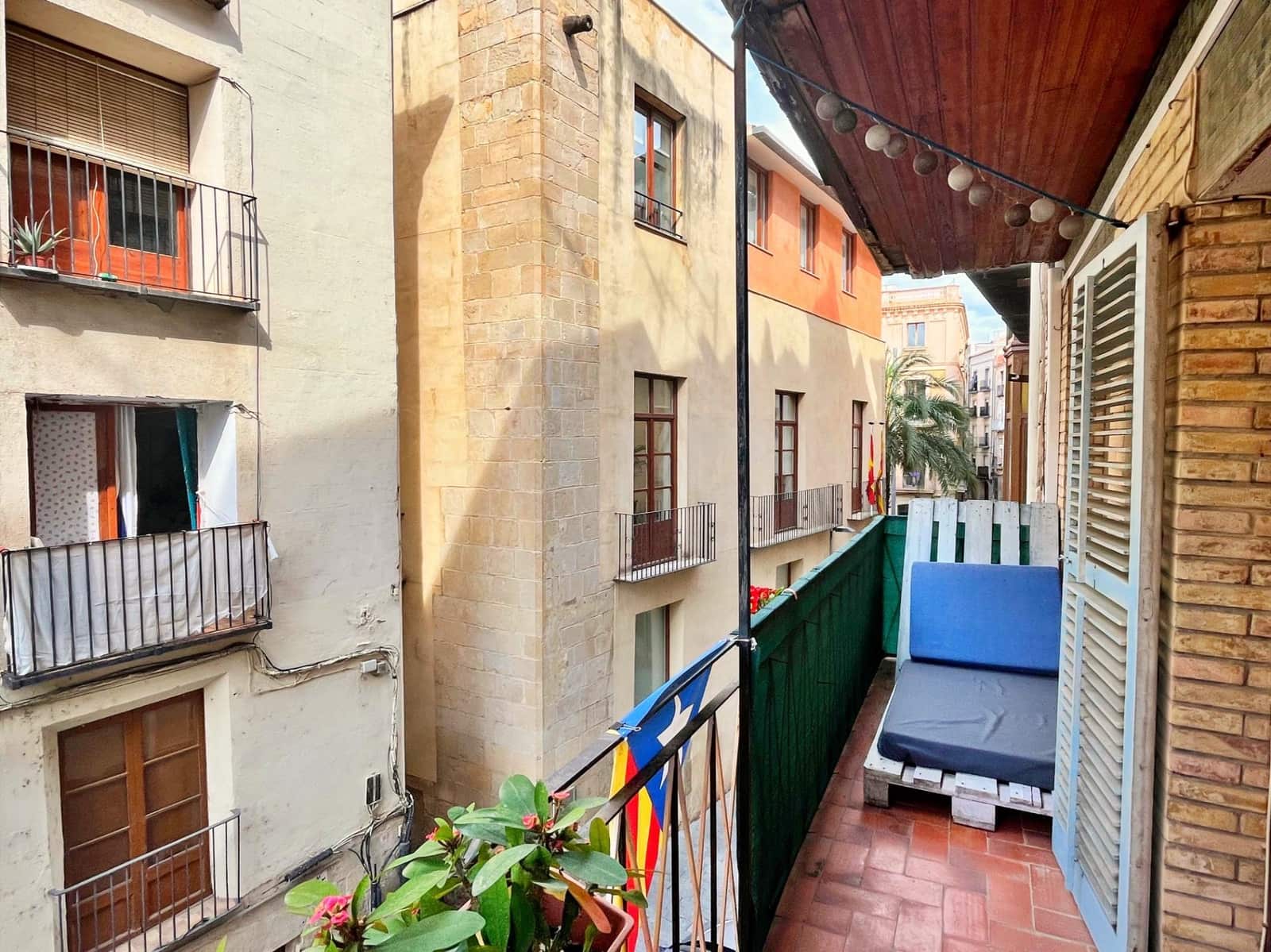 4 bedroom Flat for sale in Tortosa - € 65,000 (Ref: 9711914)
