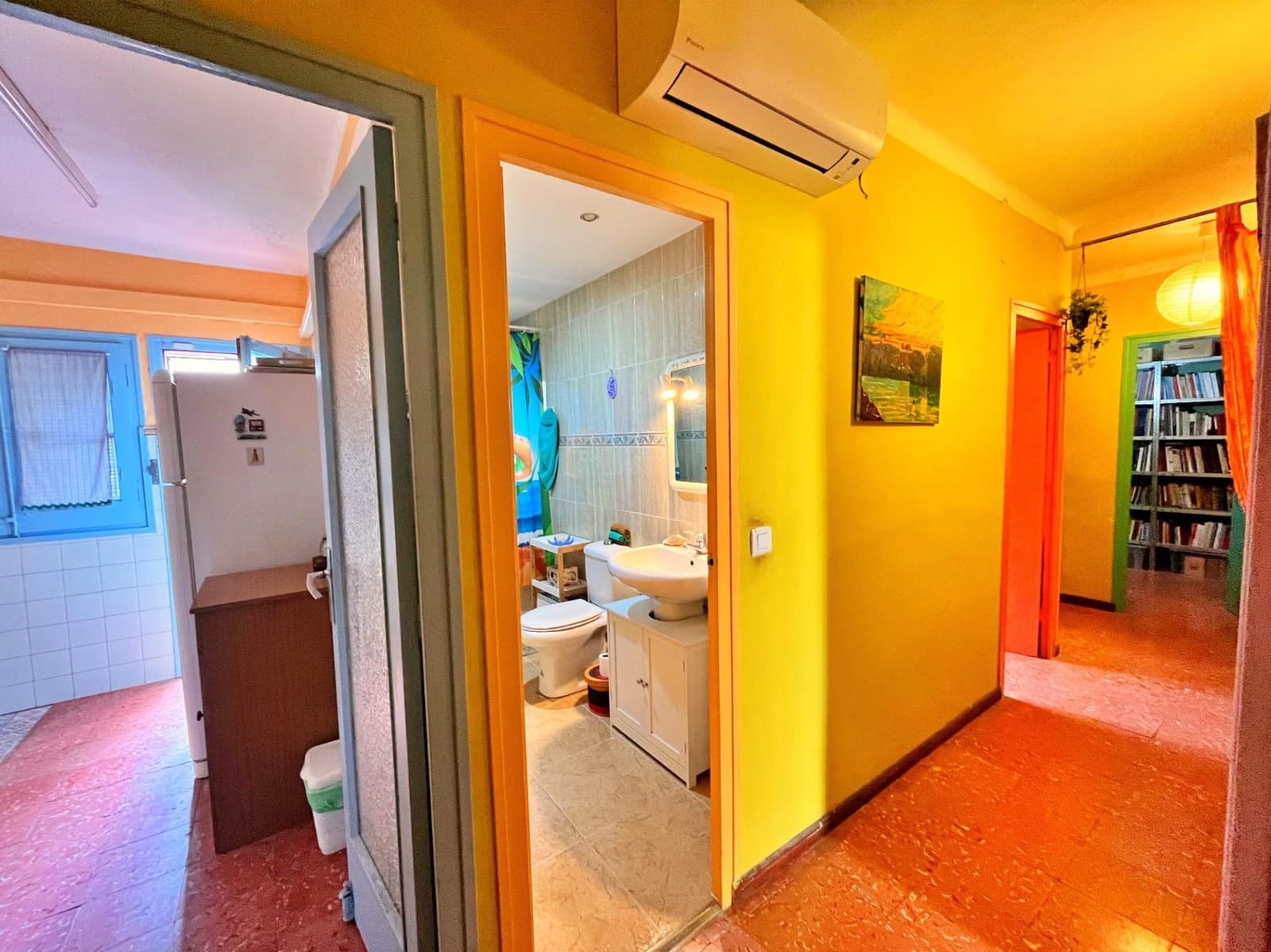 4 bedroom Flat for sale in Tortosa - € 65,000 (Ref: 9711914)