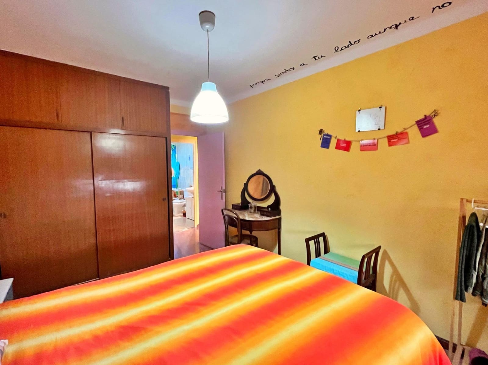 4 bedroom Flat for sale in Tortosa - € 65,000 (Ref: 9711914)